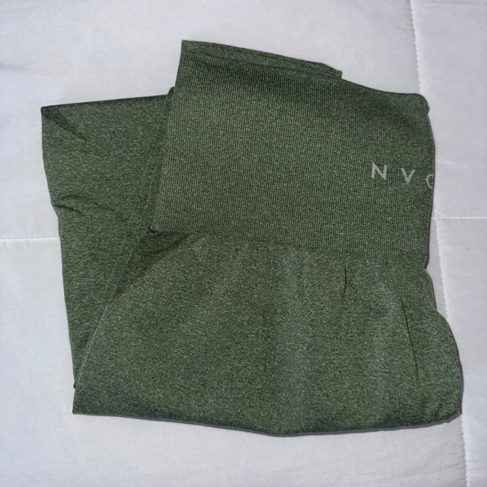 COPY - Green (meadow) NVGTN Leggings